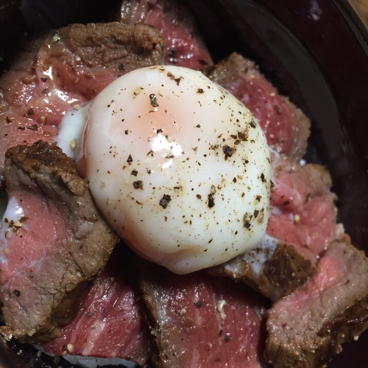 ローストビーフ丼